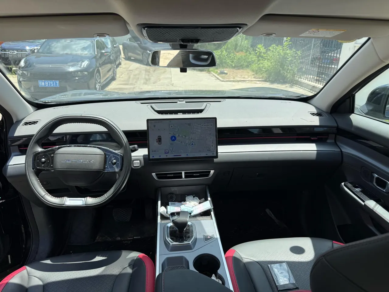 Jetour 2025 Dasheng 1.5T Exceed Edition Automatic Gear 10