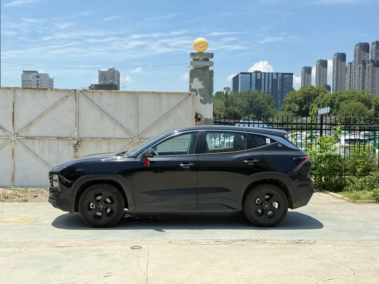 Jetour 2025 Dasheng 1.5T Exceed Edition Automatic Gear 5