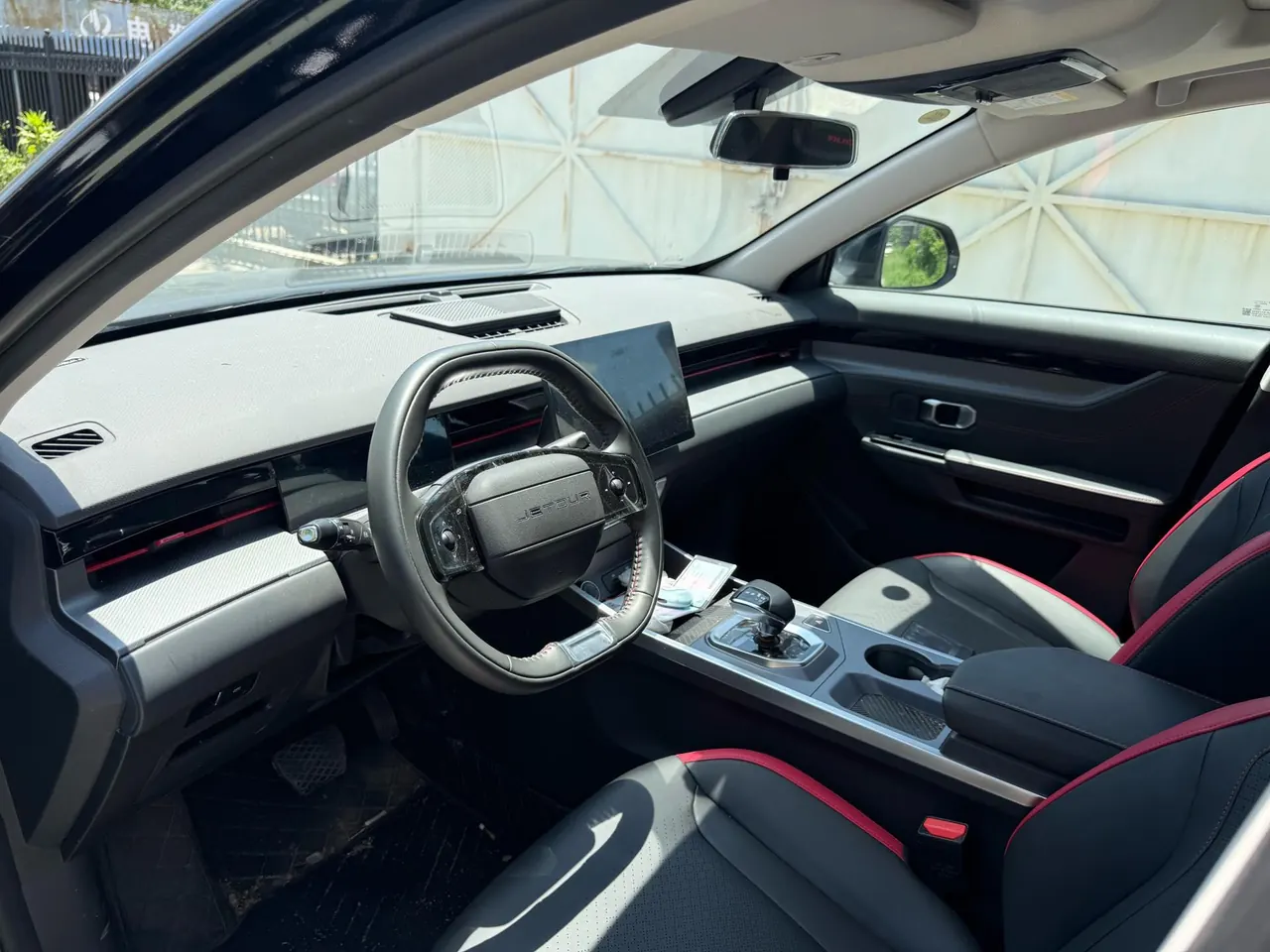 Jetour 2025 Dasheng 1.5T Exceed Edition Automatic Gear 9