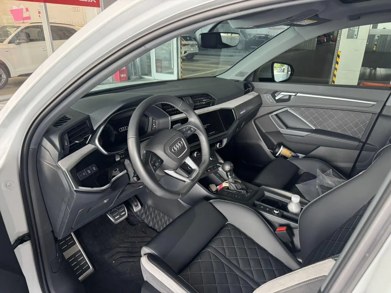 Audi 2024 Q3 2.0TFSI 45TFSI Quattro Fashion Dynamic Listing Automatic Gear 3