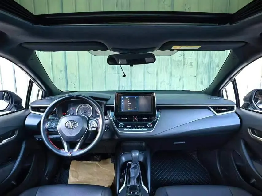 Toyota 2023 Lei Ling 1.2T Stepless 185T Sports Edition Automatic Gear 4