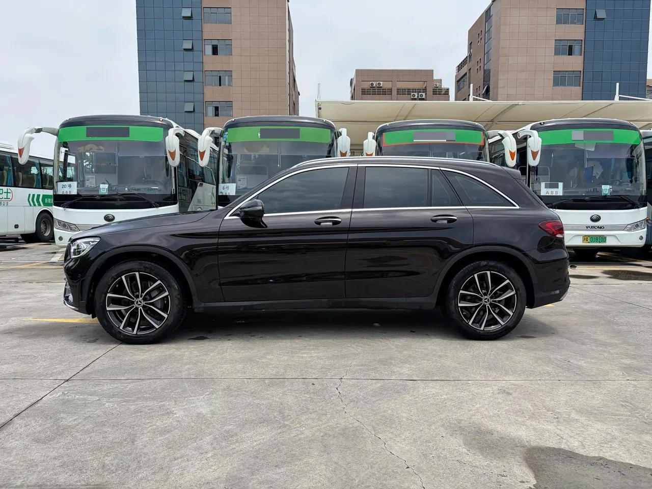 Mercedes Benz 2022 GLC 260 L 4MATIC 2.0T Luxury (Change 2) Automatic Gear 2