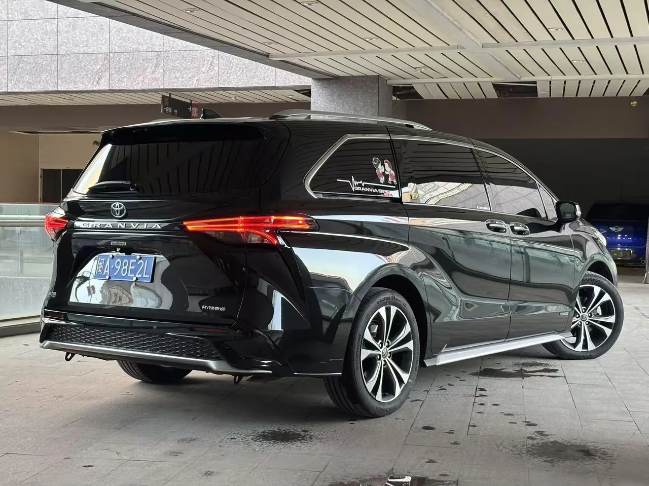 Toyota 2024 Grevia HYBRID 2.5 Stepless Zunjue ULTRA Edition Automatic Gear 7