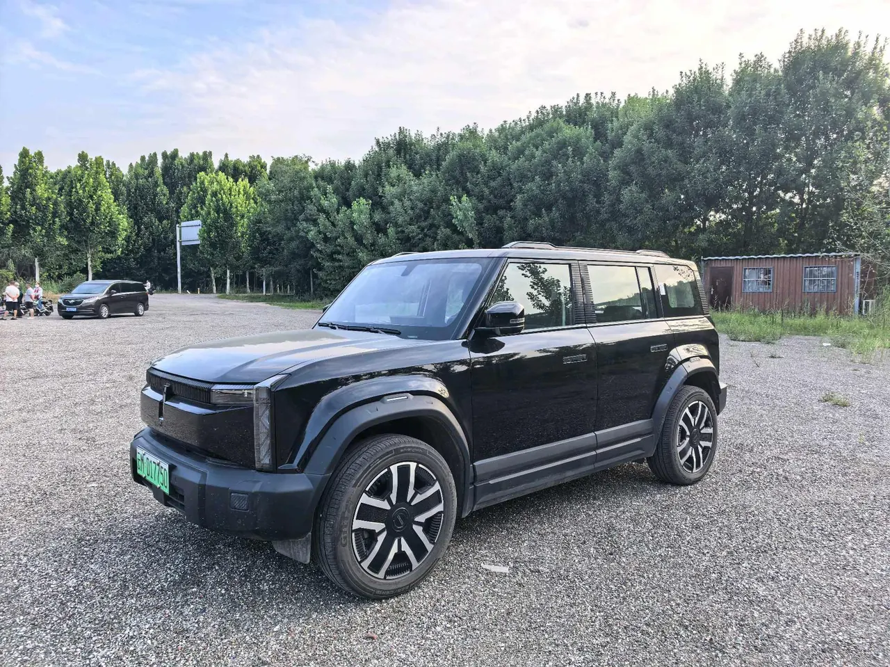 Open image lightbox: ICAR 2024 iCAR 03 472km 4-wheel drive long endurance automatic gear