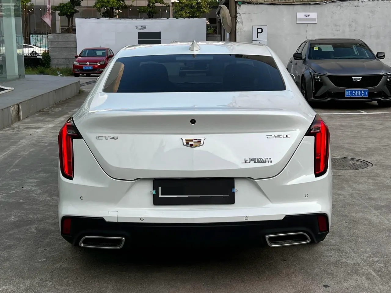 Cadillac 2023 CT4 1.5T 25T Luxury Automatic Gear 9