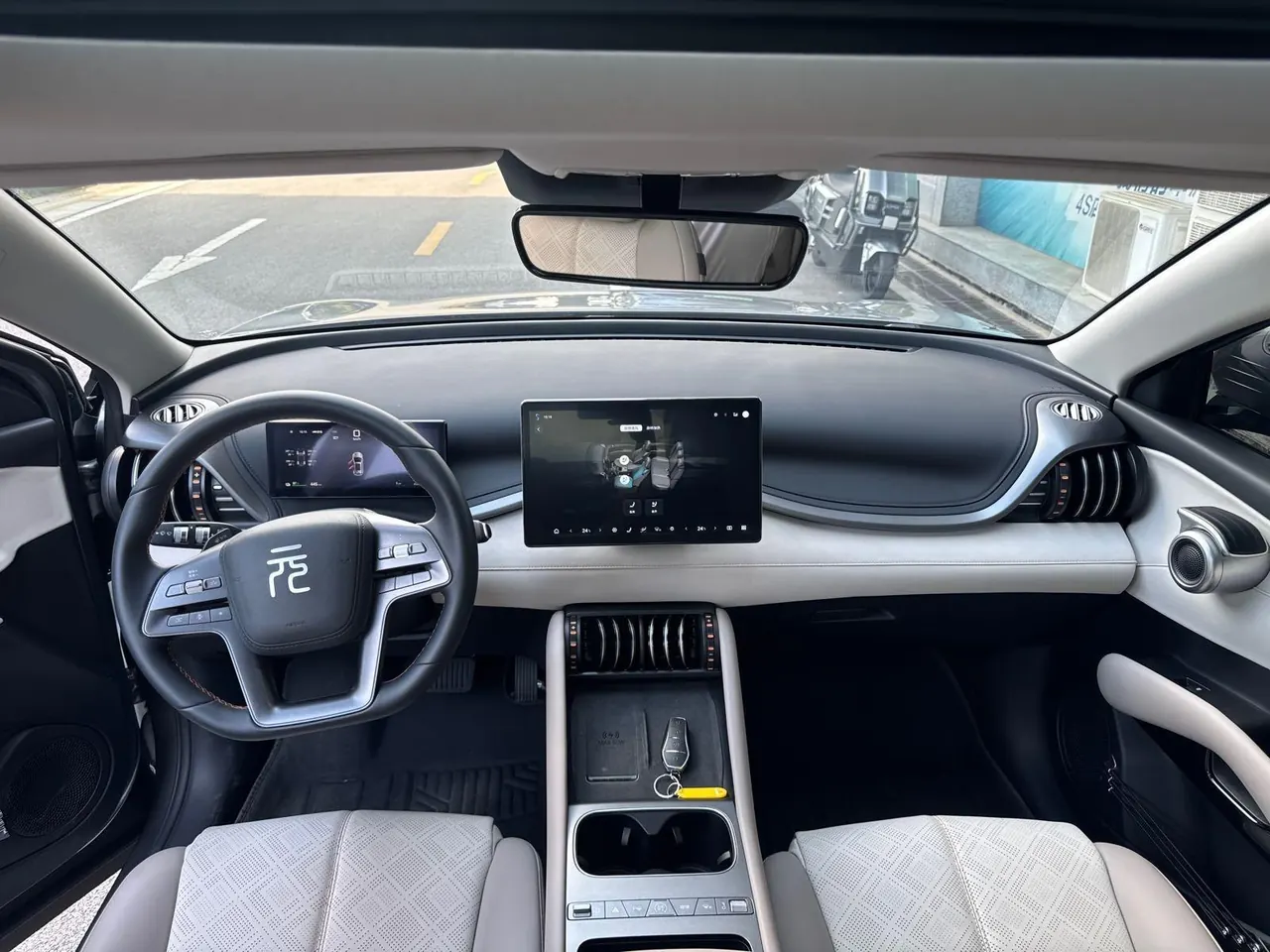 BYD Yuan PLUS 2025 Yuan PLUS Smart Driving Edition 510KM Exceed Automatic Gear 6
