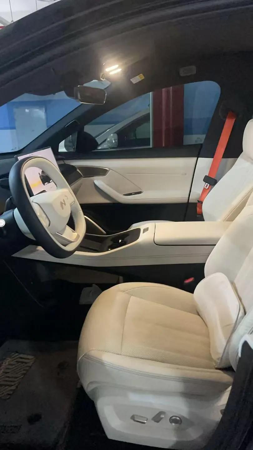 ONVO 2025 L60 60kWh rear drive version automatic gear 4
