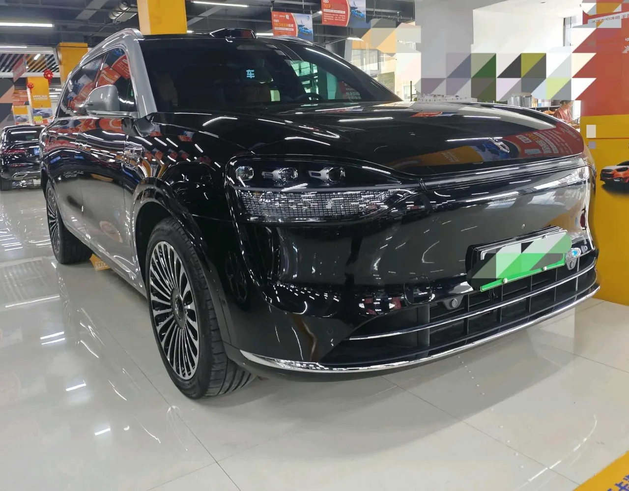 AITO 2025 AITO M9 extended range Ultra version 52kWh6 seat version automatic gear 3
