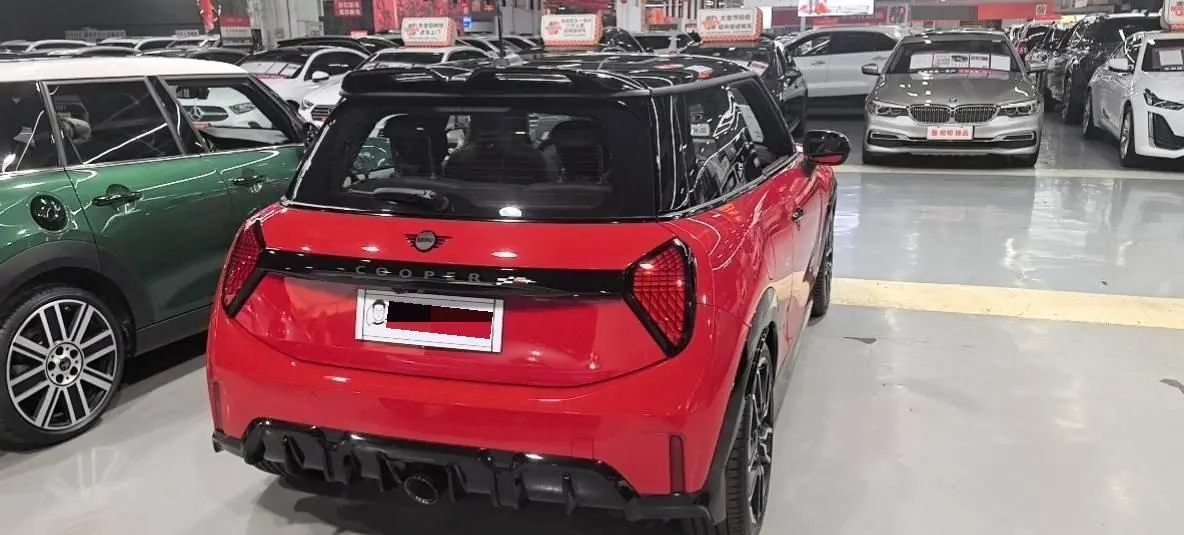 MINI JCW (Imported) 2025 Mini JCW 2.0T Automatic 5
