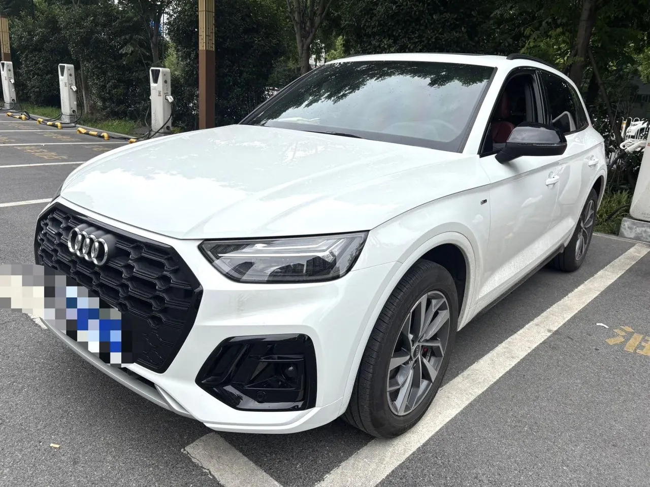 Open image lightbox: Audi 2025 Q5L 2.0TFSI 40TFSI luxury dynamic automatic