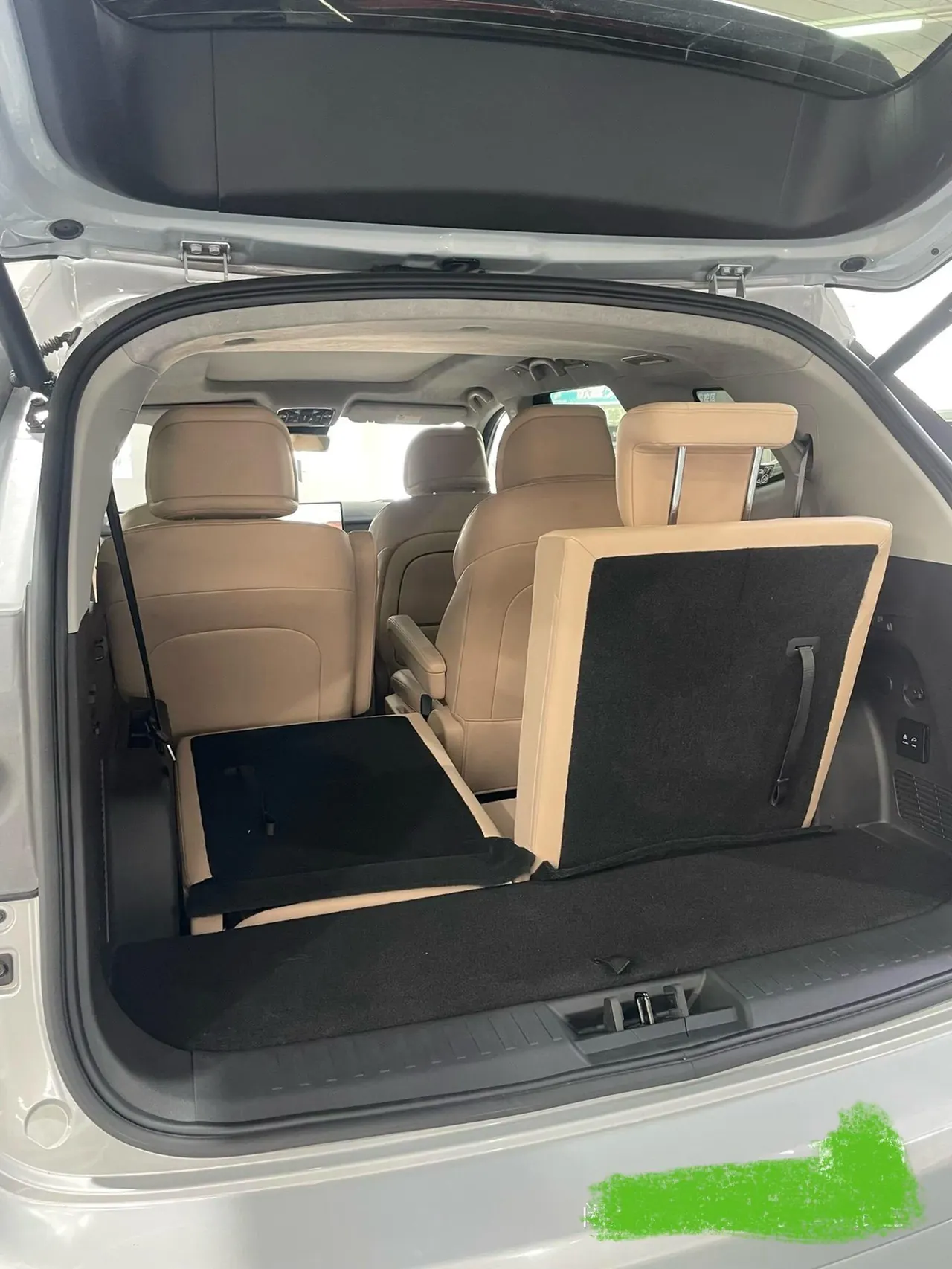 Jetour 2025 ShanHai L9 1.5TD Ultimate 6-seat Automatic Gear 5