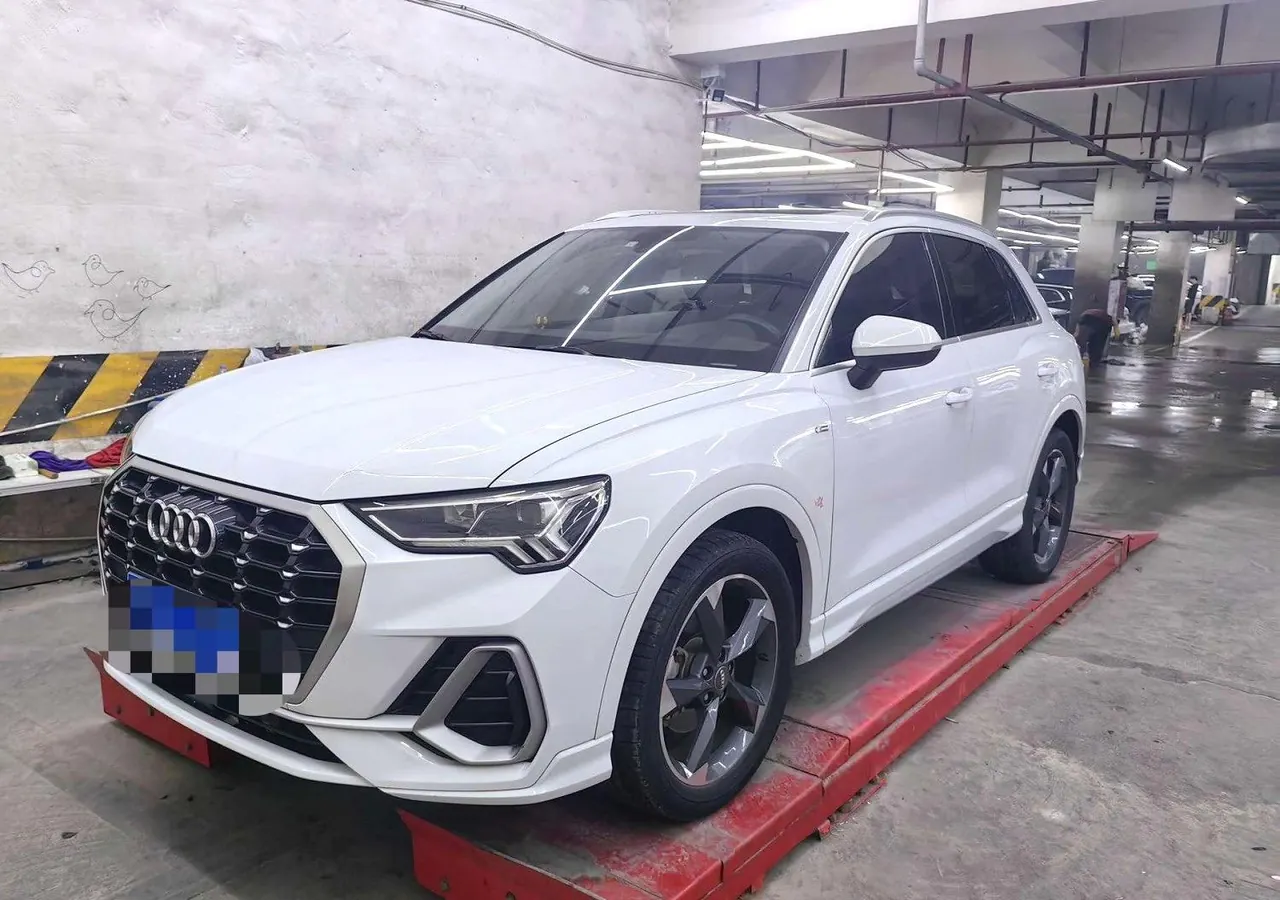 Audi 2020 Q3 1.4TFSI 35TFSI Fashion Dynamic Automatic - View 1