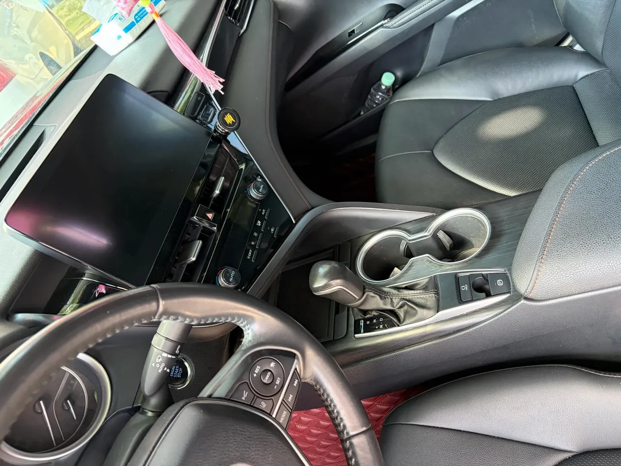 Toyota 2022 Camry 2.0GVP Stepless Leading Edition Automatic Gear 5