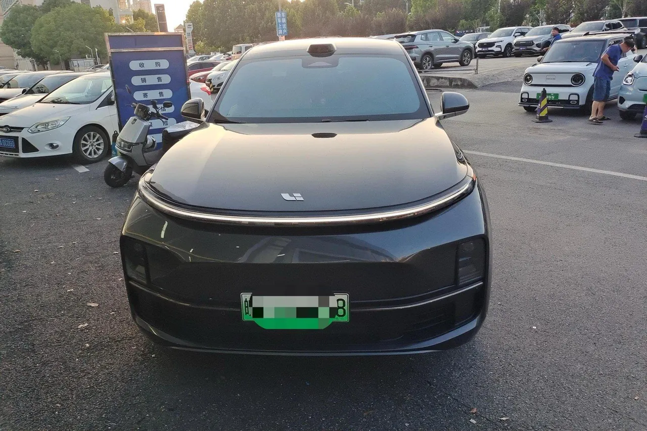 Li 2024 L8 Ultra Automatic 2