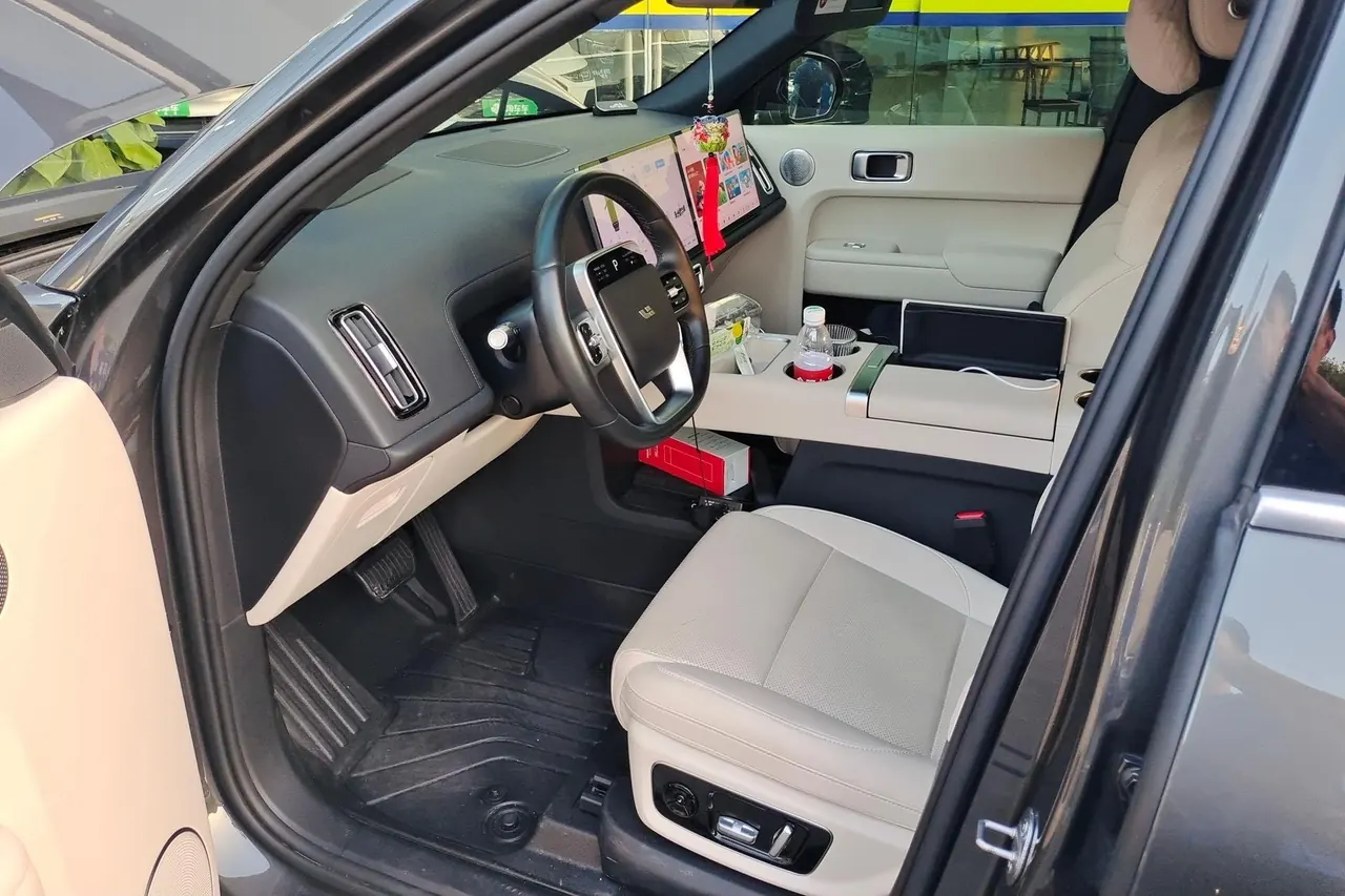 Li 2024 L8 Ultra Automatic 4