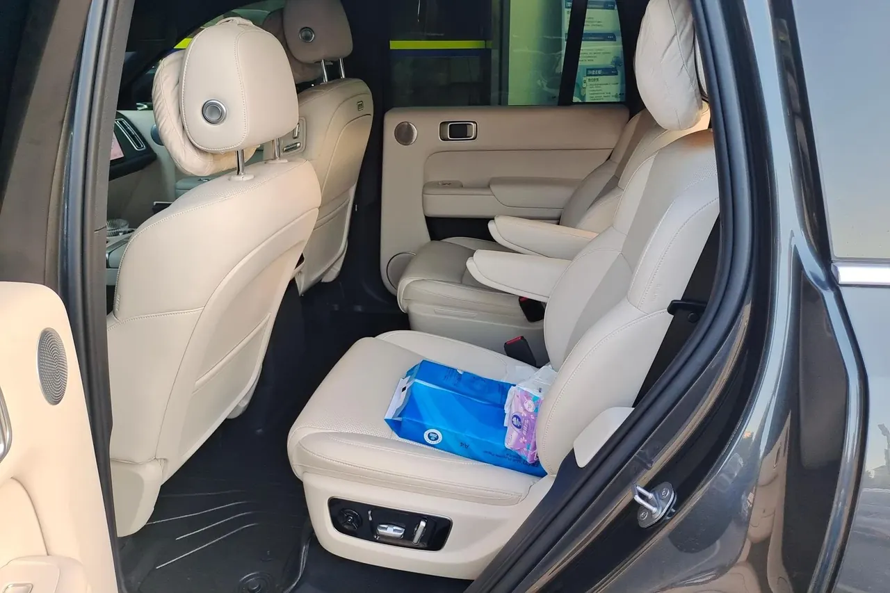 Li 2024 L8 Ultra Automatic 6