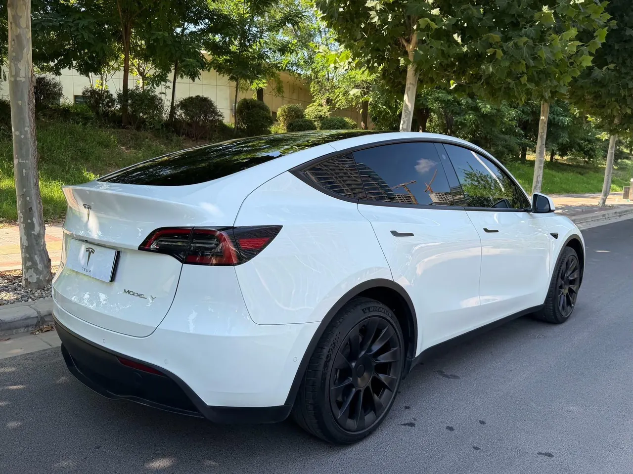 Tesla 2022 Model Y rear-wheel drive version (facelift) automatic gear 13