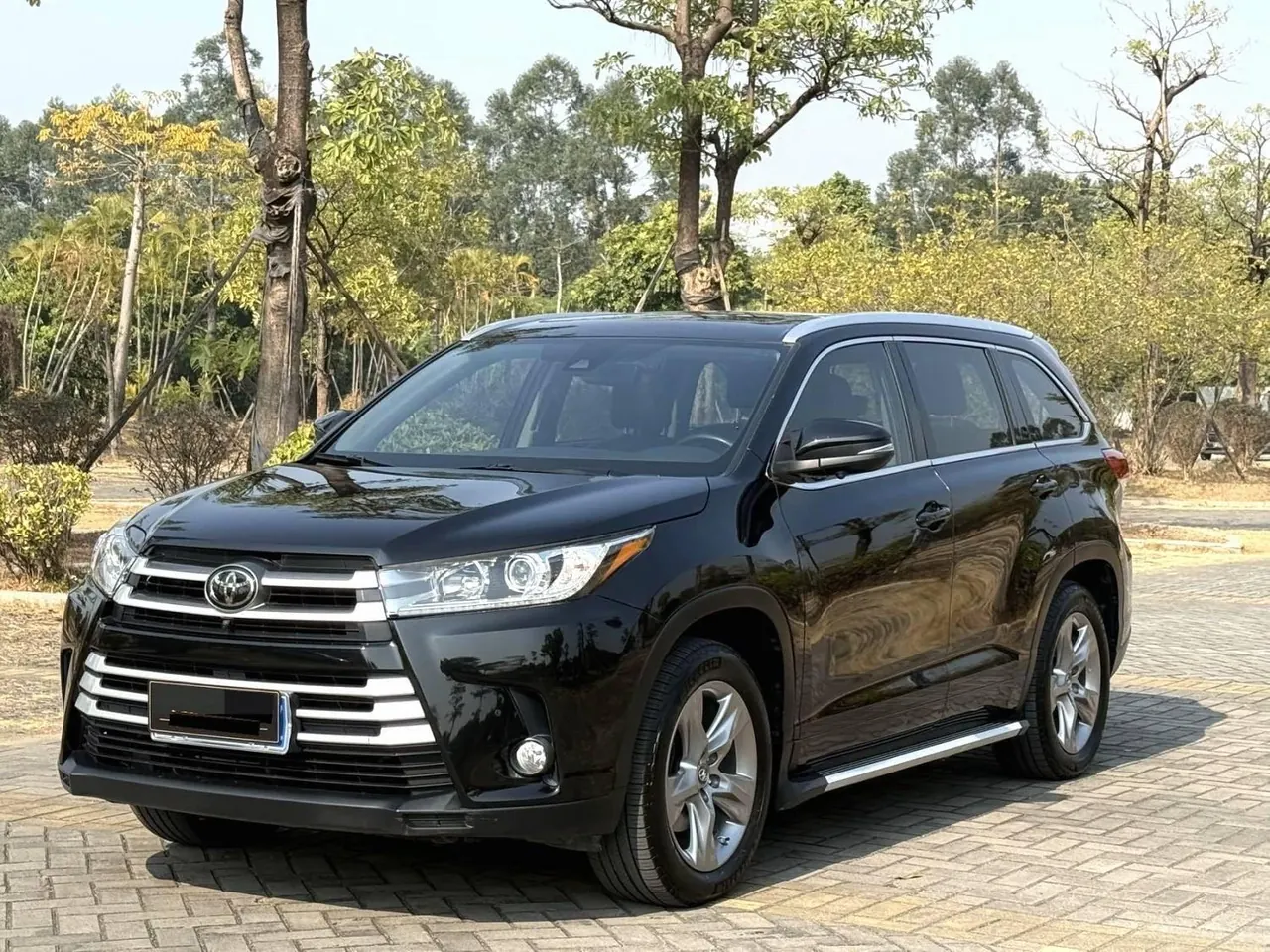 Open image lightbox: Toyota 2021 Highlander 2.0T 4-wheel drive deluxe 7-seat automatic gear