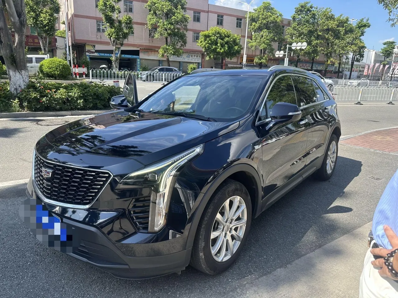 Cadillac 2020 XT4 2.0T 28T Two-Drive Technical (Modified) Automatic Gear - View 1
