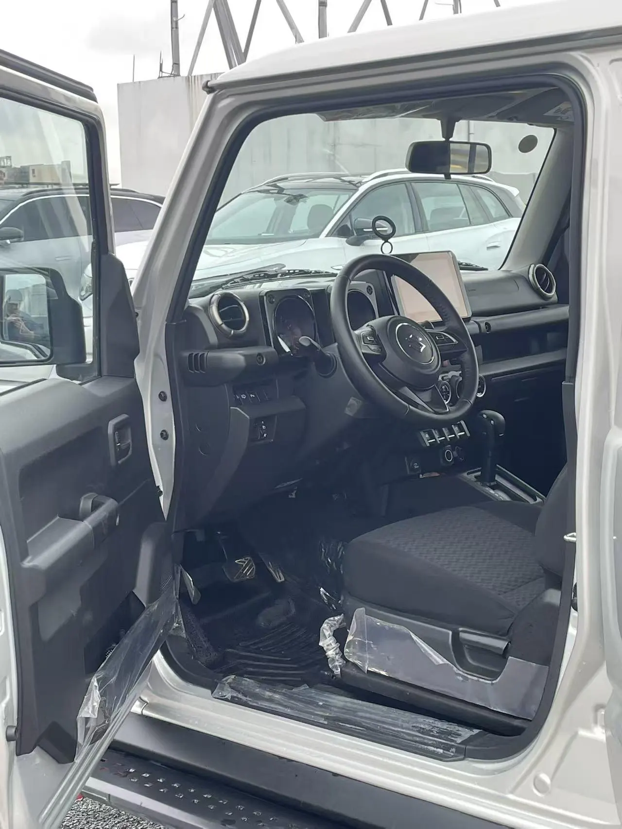 Suzuki Jimny (Imported) 2025 Jimny 1.5 Four-wheel Drive Automatic Gear 7