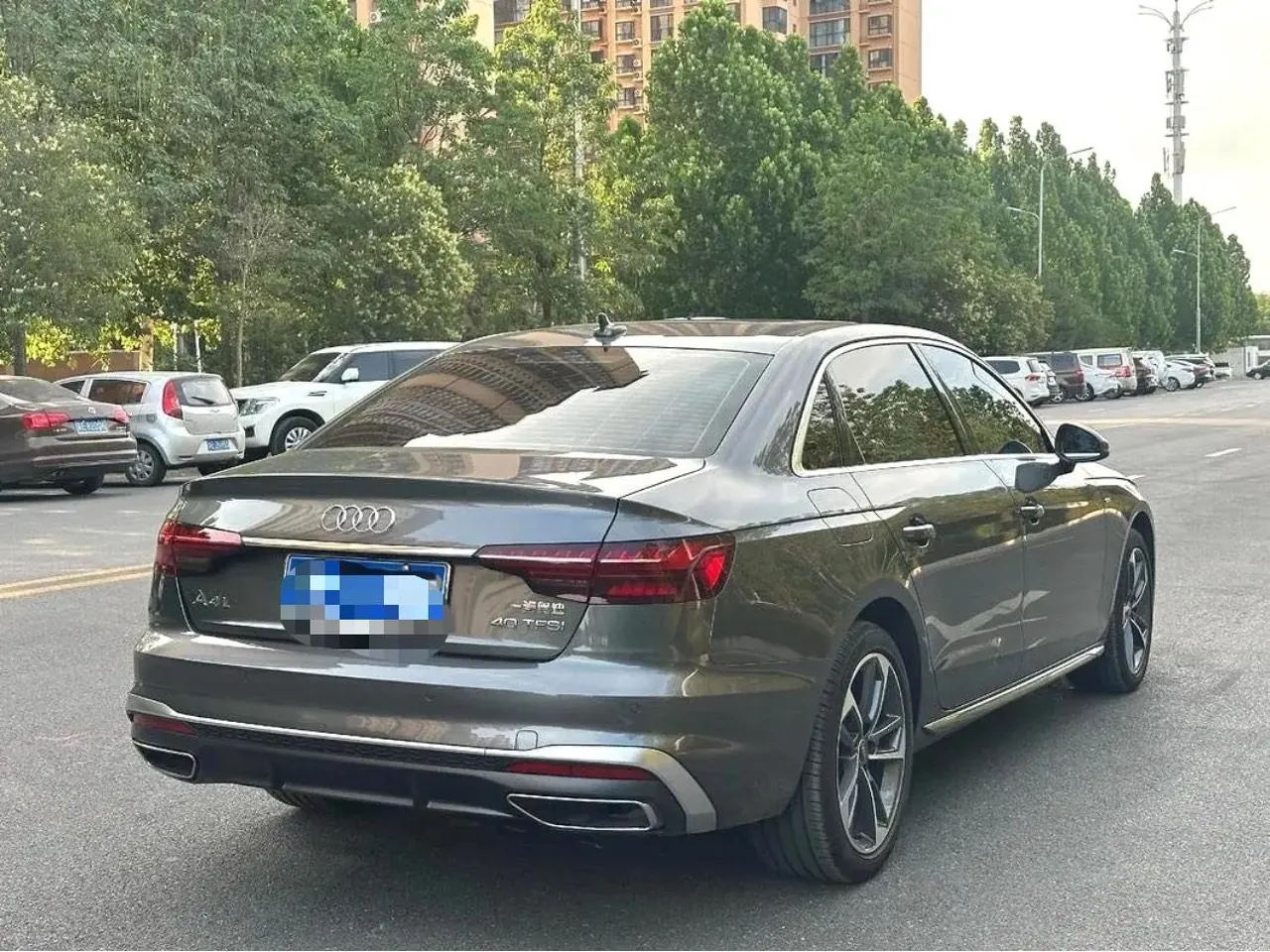 Audi 2024 A4L 2.0TFSI 40TFSI Deluxe Dynamic Automatic 7