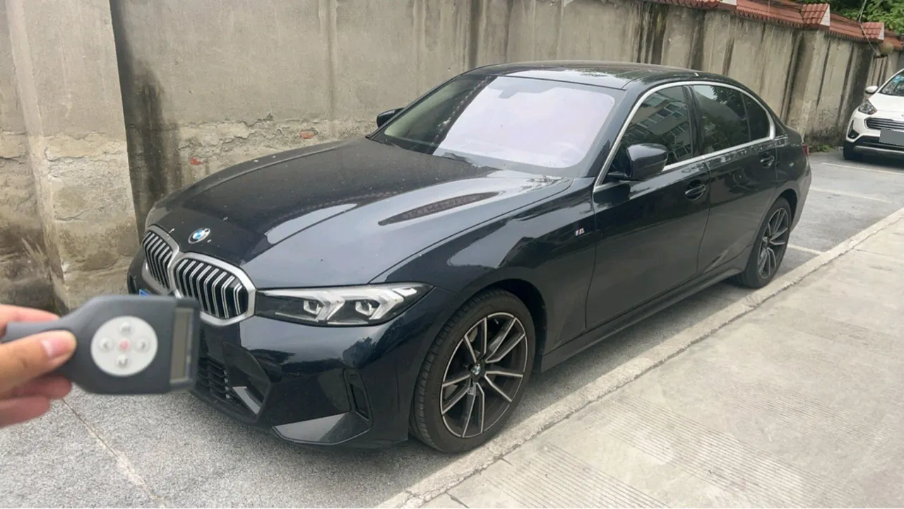 Open image lightbox: BMW 3 Series 2024 320Li 2.0T M Sports Suit Automatic Gear