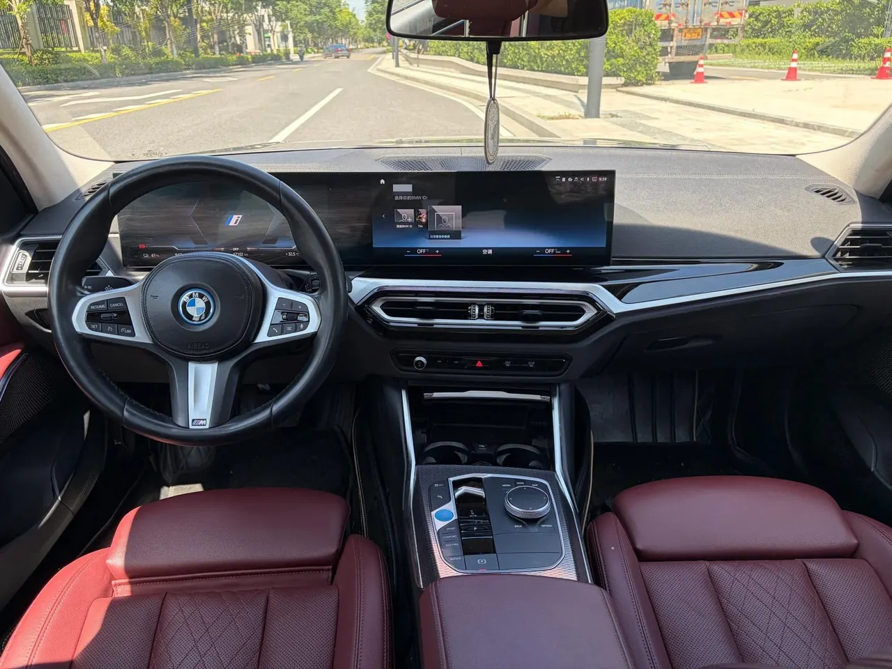 BMW 2022 i3 eDrive 35L automatic gear 8