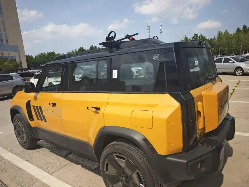 Chery 2025 Fengyun X3L 205 Four-wheel Drive High Energy Edition Automatic Gear 2