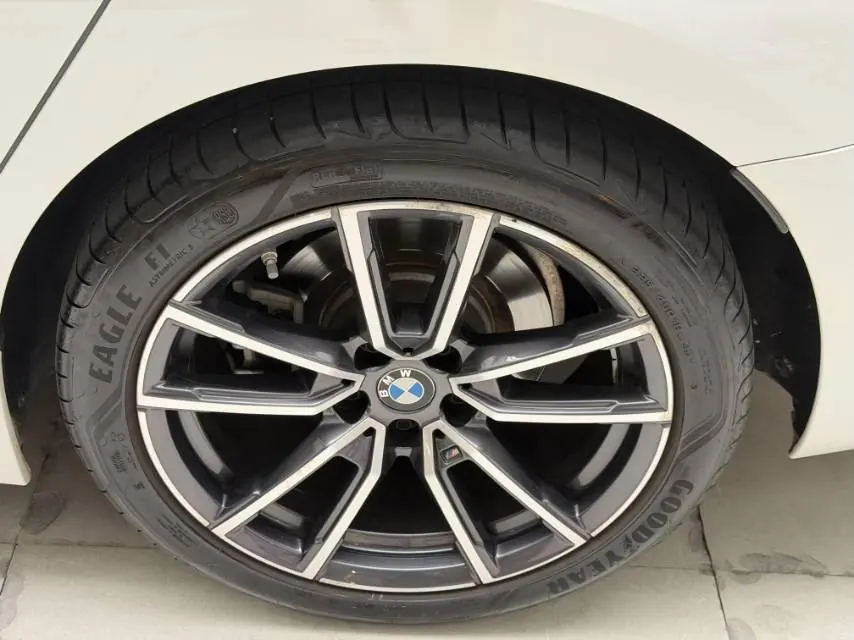 BMW 3 Series 2020 320Li 2.0T M Sports Suit Automatic Gear 4