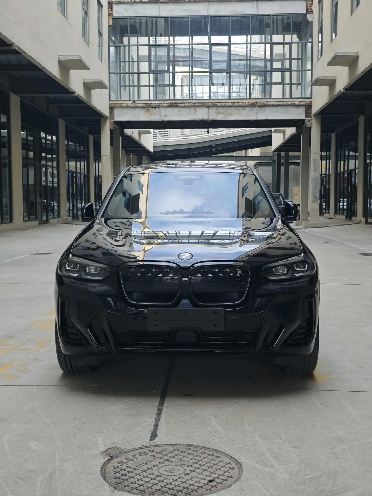 BMW 2022 iX3 Creat Collar Automatic 2