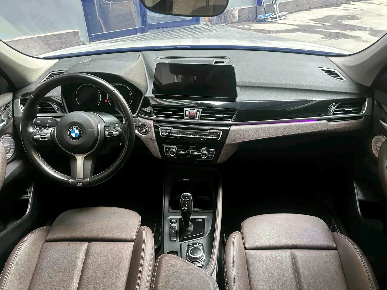 BMW 2022 X1 sDrive25Li 2.0T Leading Automatic Gear 3