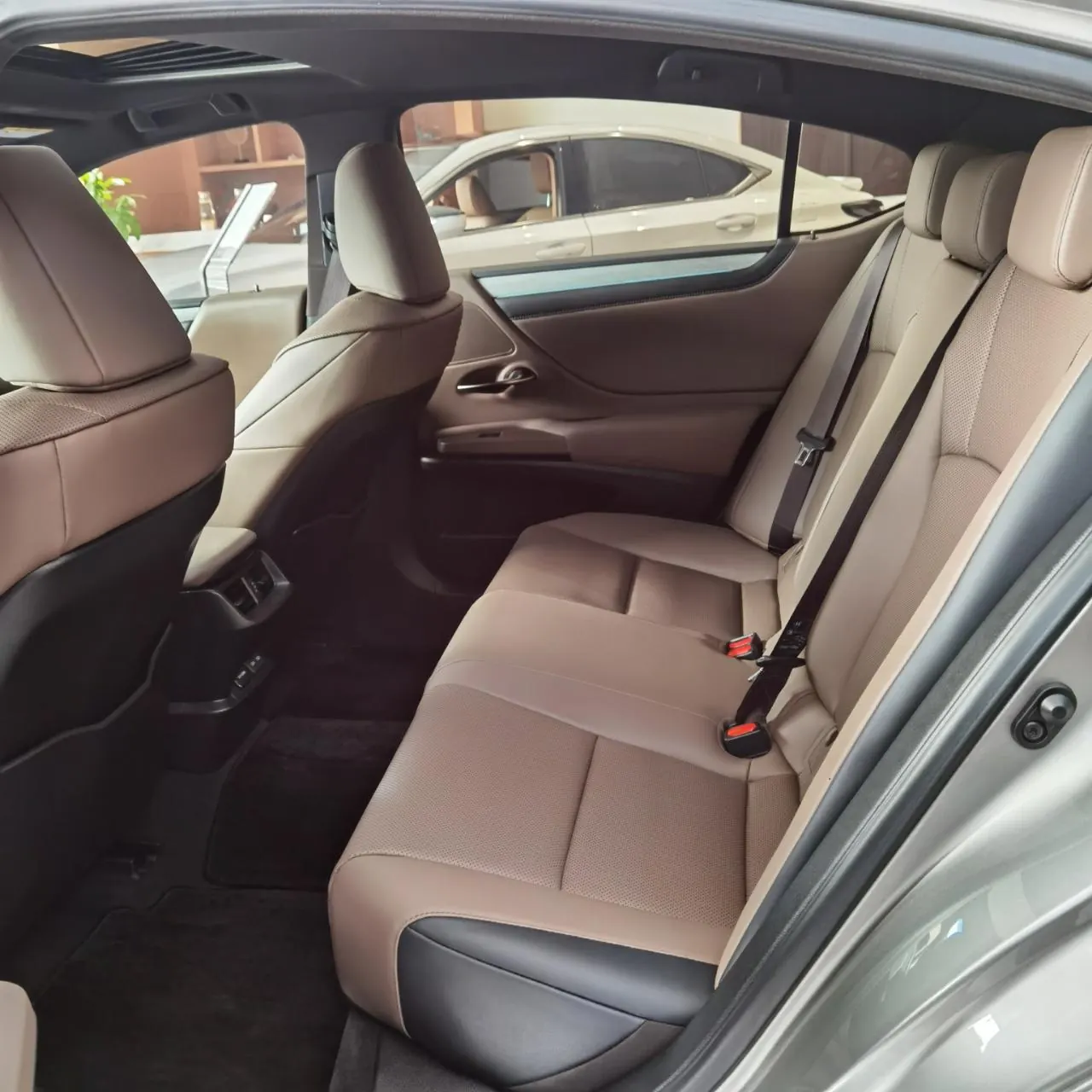 Lexus ES (Imported) 2024 ES200 2.0 Stepless Edition Automatic Gear 7