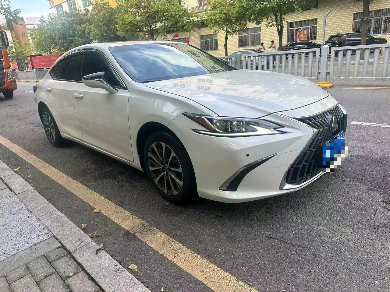 Lexus ES (Imported) 2024 ES200 2.0 Stepless Special Limited Edition Automatic Gear 2