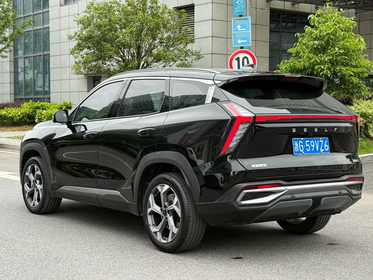 Geely 2024 Boyue L 1.5TD Premium Edition Automatic Gear 6