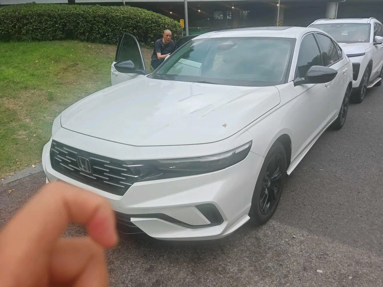Открыть галерею: Honda 2025 11th Generation Accord 1.5T Stepless 260TURBO Sports Series Deluxe Automatic Gear
