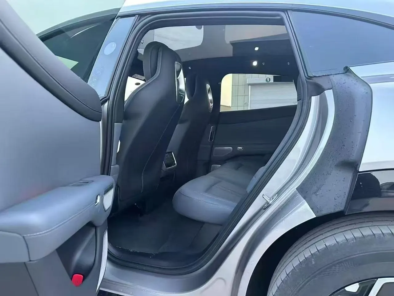 MI 2025 YU7 Long Endurance Rear Drive Automatic Gear 5