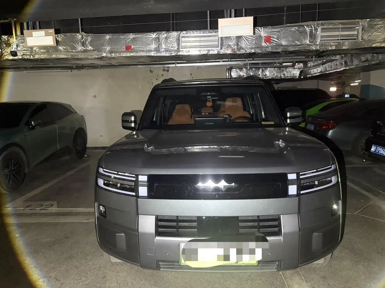 FangChengBao 2025 titanium 7 1.5T stepless 190KM four-wheel drive Max version automatic gear 2