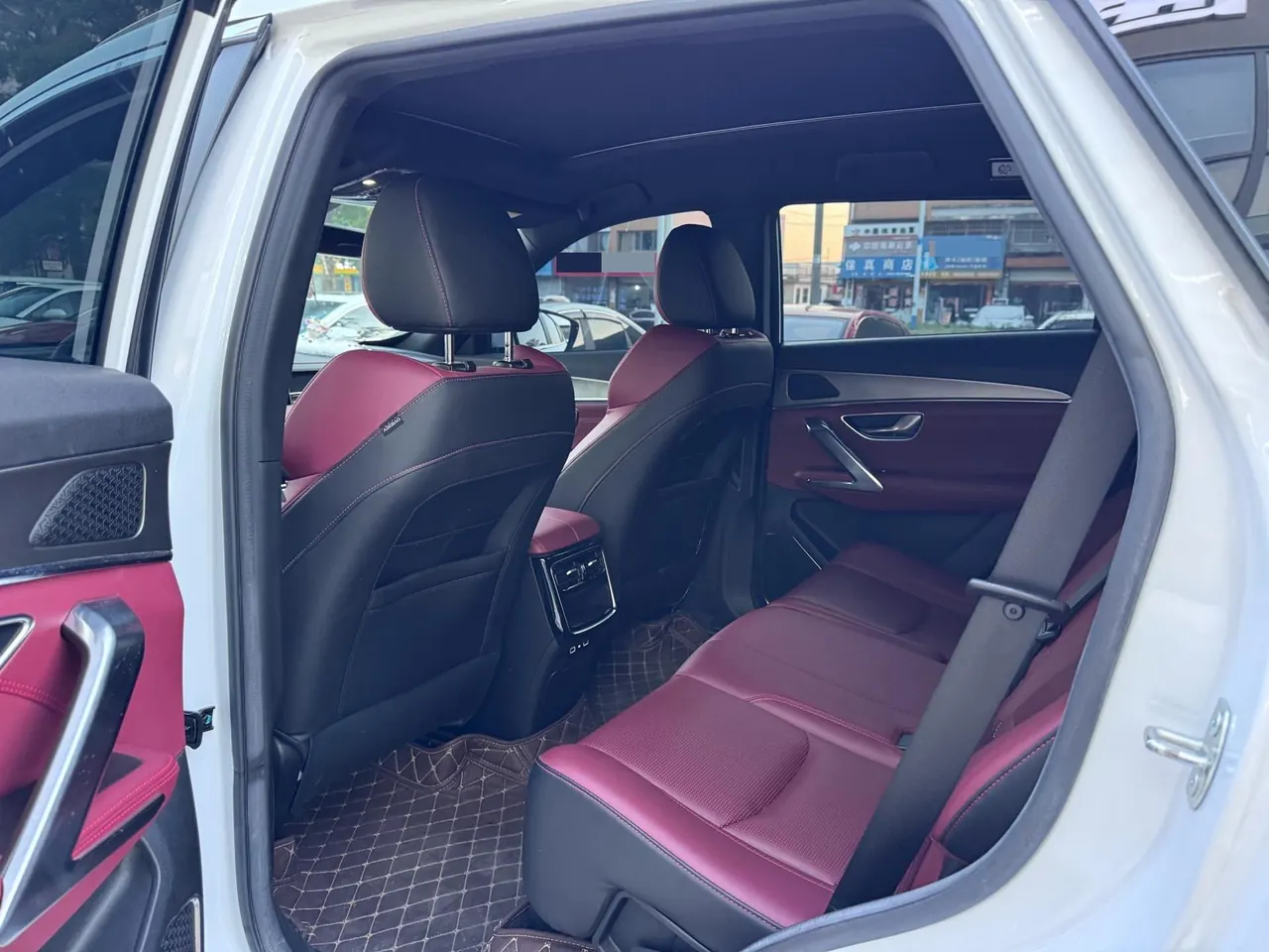 Jetour 2021 X70 PLUS 1.5T Mountain PRO5 (Modified) Automatic Gear 3