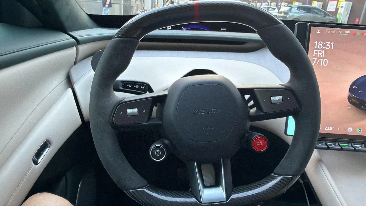 MI 2025 YU7 Long Endurance High Performance Four-wheel Drive Max Edition Automatic Gear 5