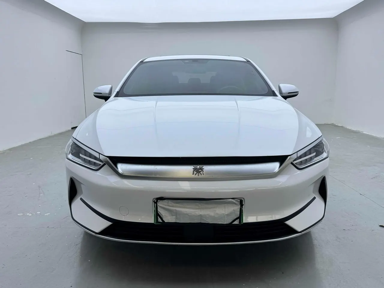 BYD 2021 Qin PLUS EV 500KM Luxury Automatic Gear 2