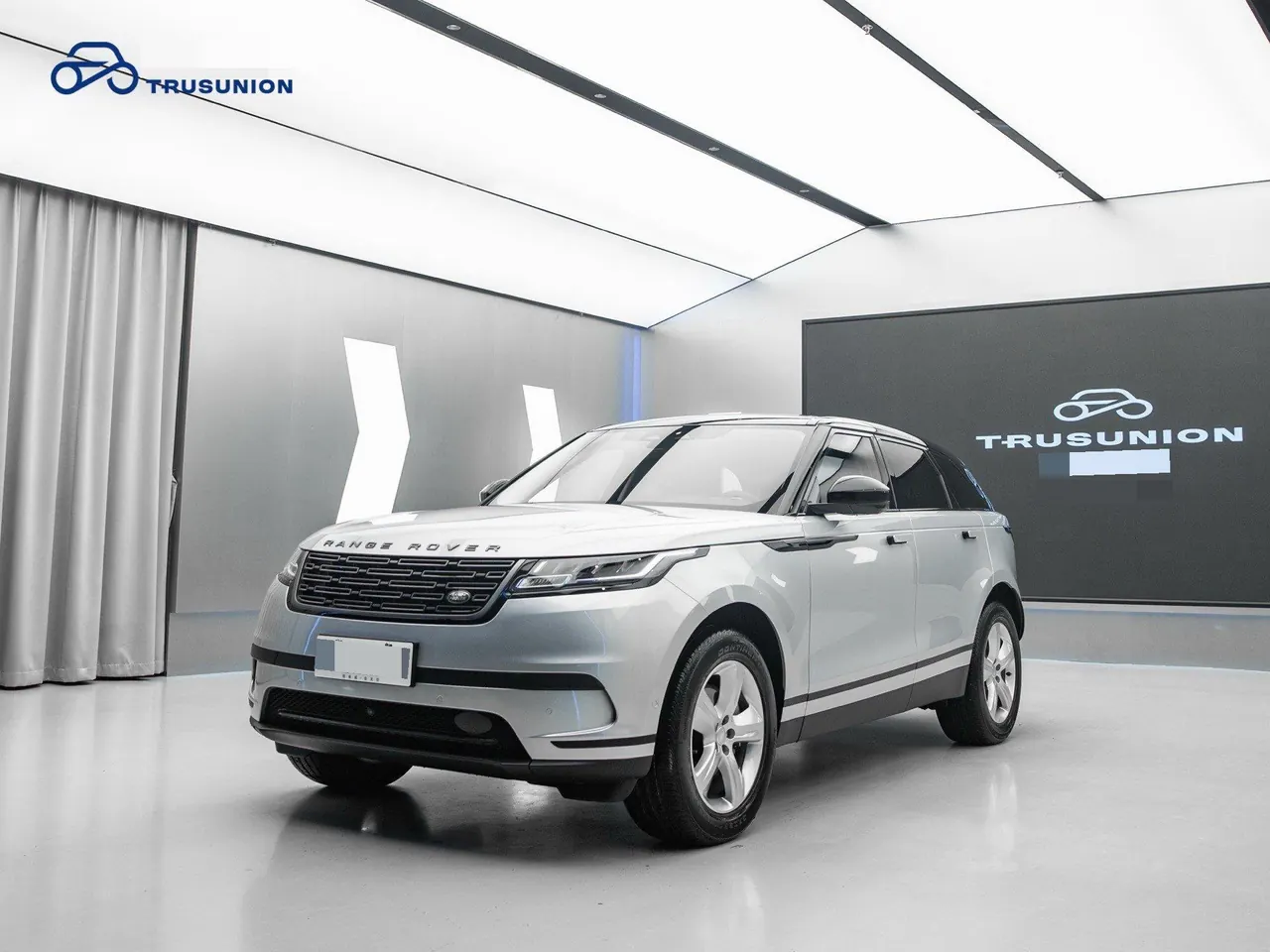 Open image lightbox: Land Rover Range Rover Star Pulse (Imported) 2024 Range Rover Star Pulse 2.0T S Automatic Gear