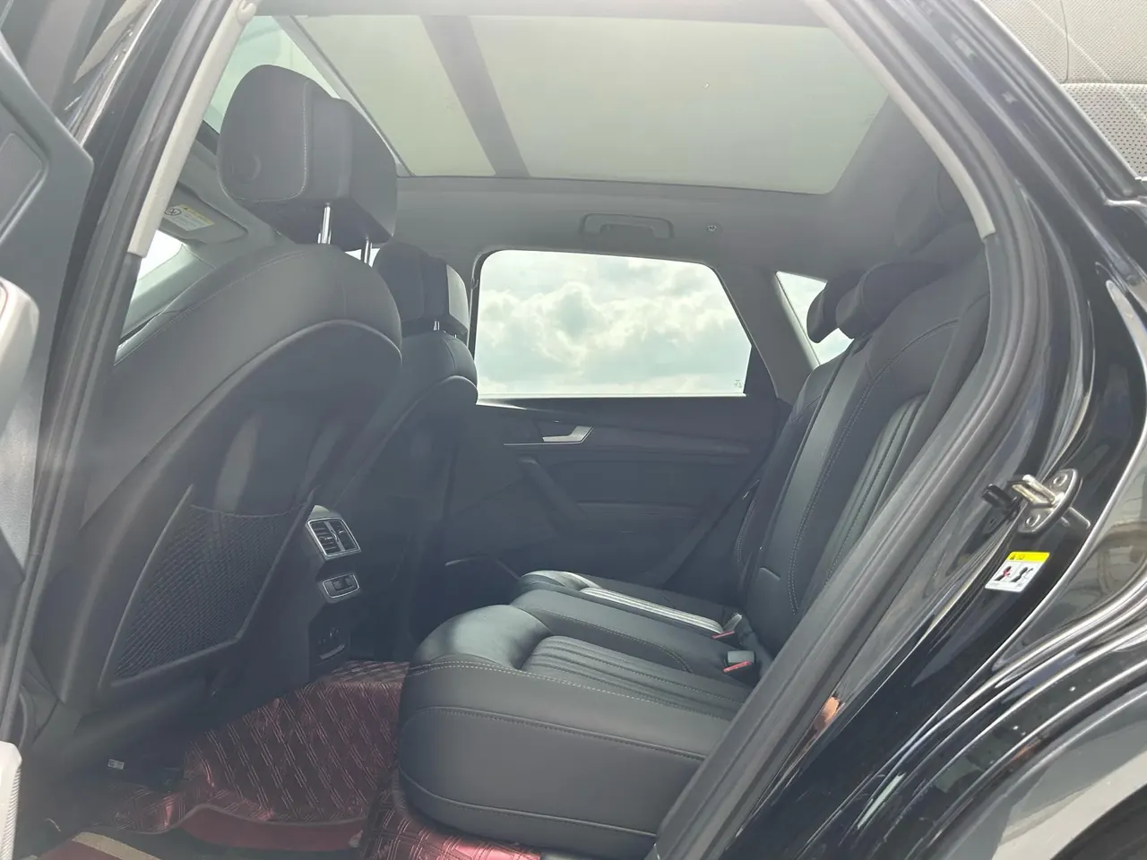 Audi 2022 Q5L 2.0TFSI 40TFSI Deluxe Elegant Automatic 4