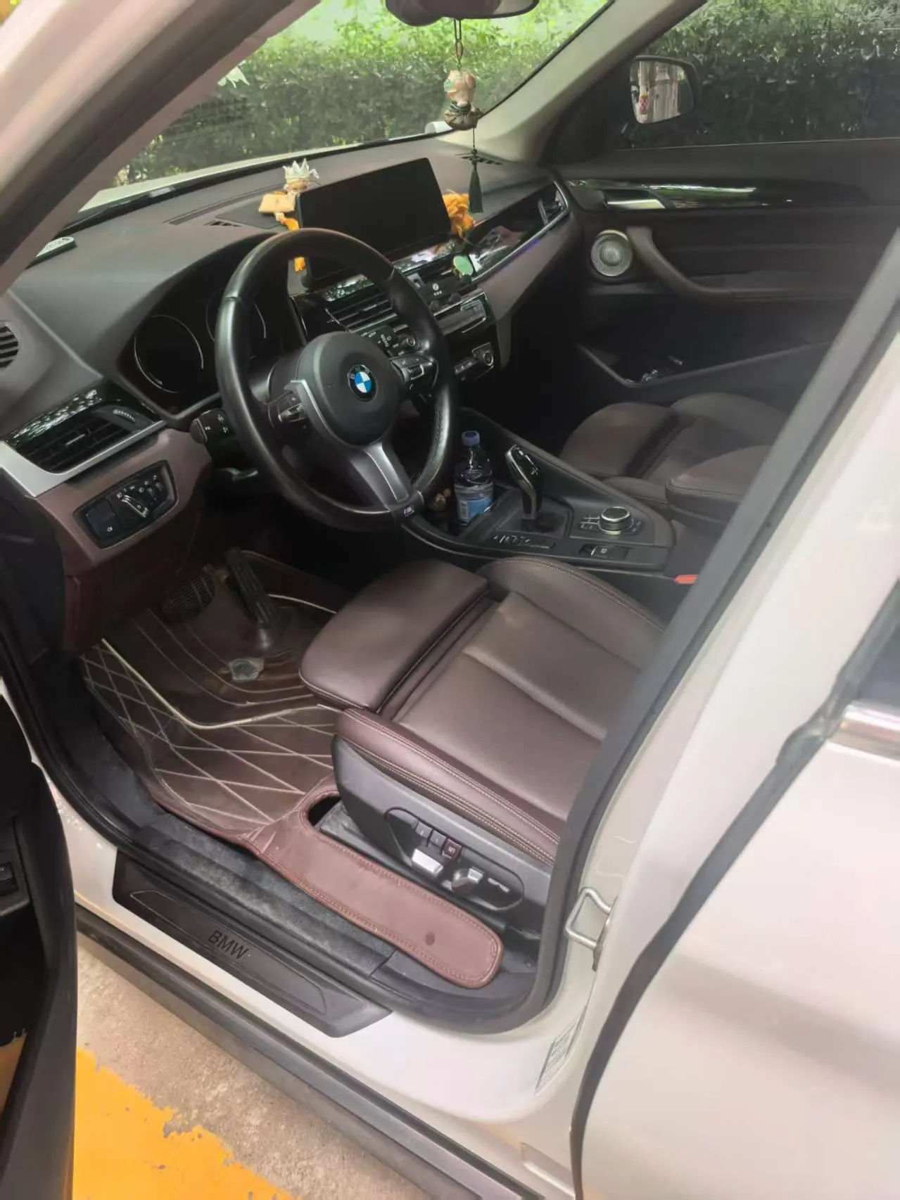 BMW 2022 X1 sDrive25Li 2.0T Leading Automatic Gear 3