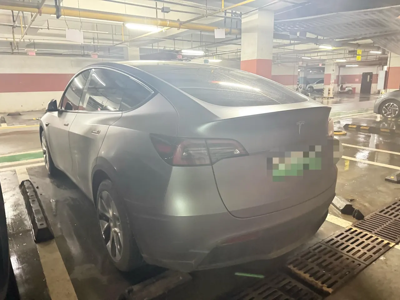Tesla 2022 Model Y rear-wheel drive version (facelift) automatic gear 4