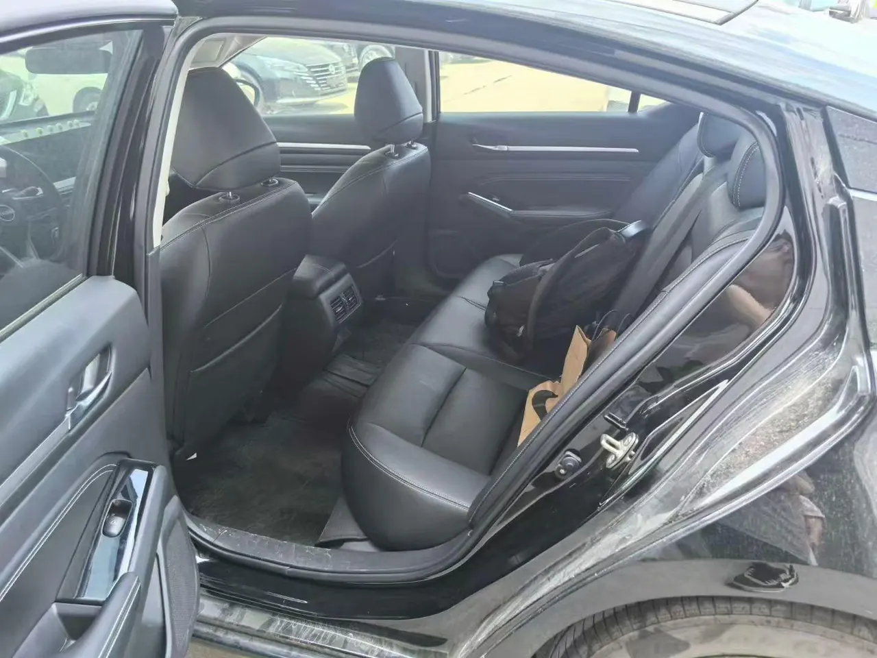 Nissan 2022 Teana 2.0 Stepless XL-TLS Pleasant Edition Automatic Gear 5