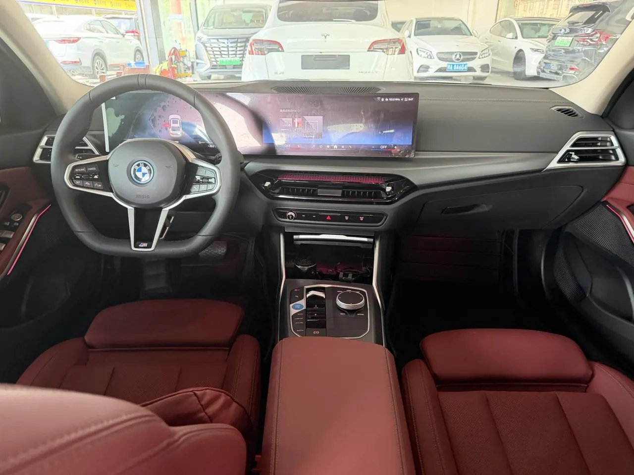 BMW 2025 i3 eDrive 35 L automatic gear 5