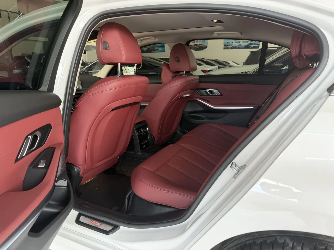 BMW 2025 i3 eDrive 35 L automatic gear 6