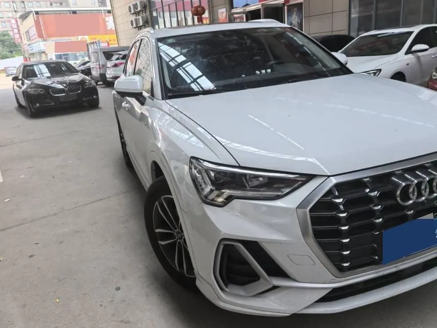 Audi 2022 Q3 1.4TFSI 35TFSI Aggressive Dynamic Automatic 2