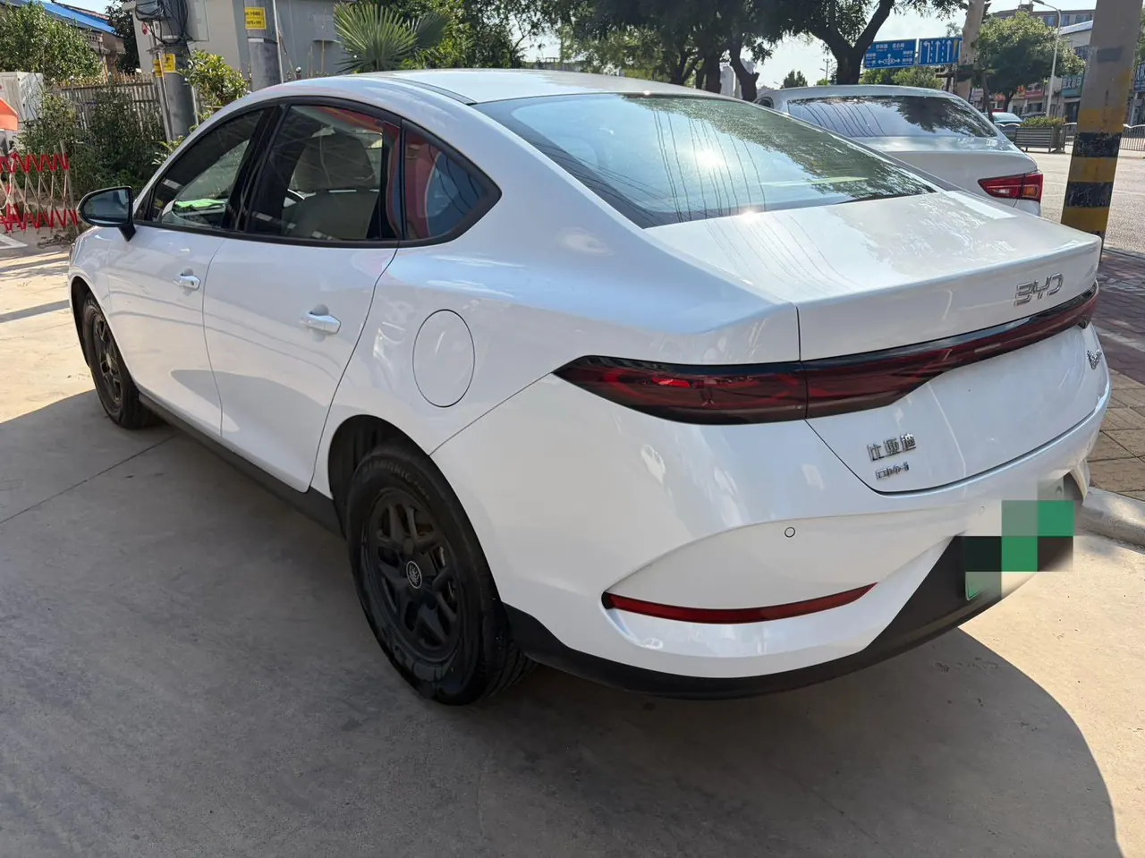 BYD 2025 Qin PLUS DM-i 1.5 stepless intelligent driving version 55KM leading automatic gear 2