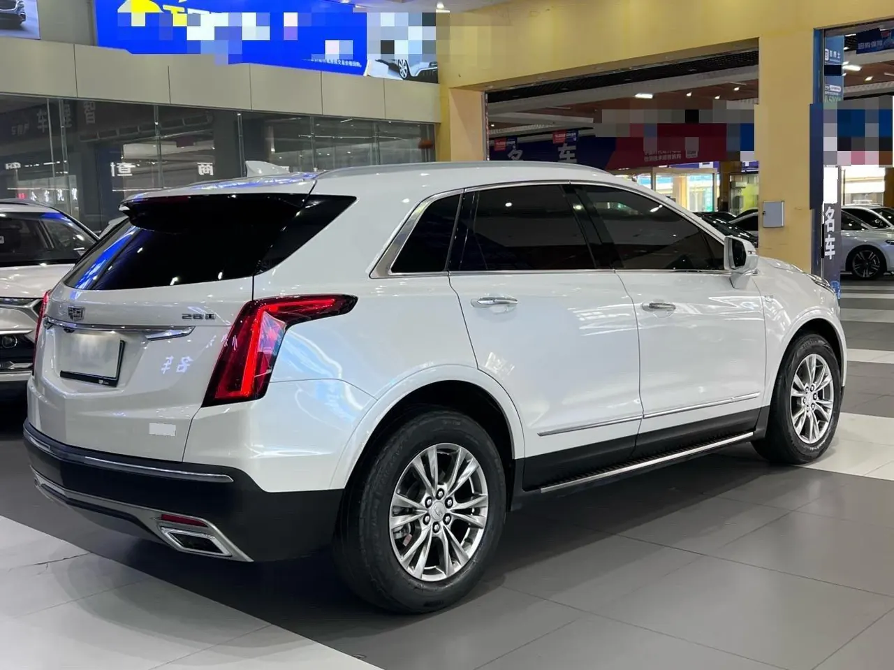 Cadillac 2021 XT5 48V 2.0T Two-Drive Luxury Automatic Gear 4